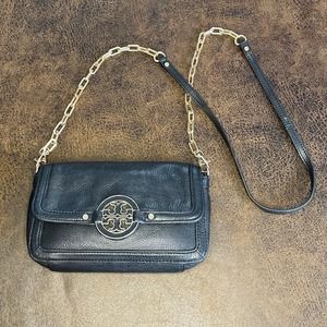 Tory Burch Leather Purse With Detachable Gold Chain